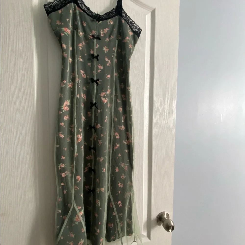 CIDER MESH FLORAL BOW LACE TRIM MIDI DRESS - Picture 8 of 16